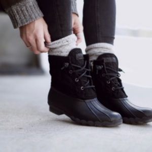 Sperry black duck boots quilted